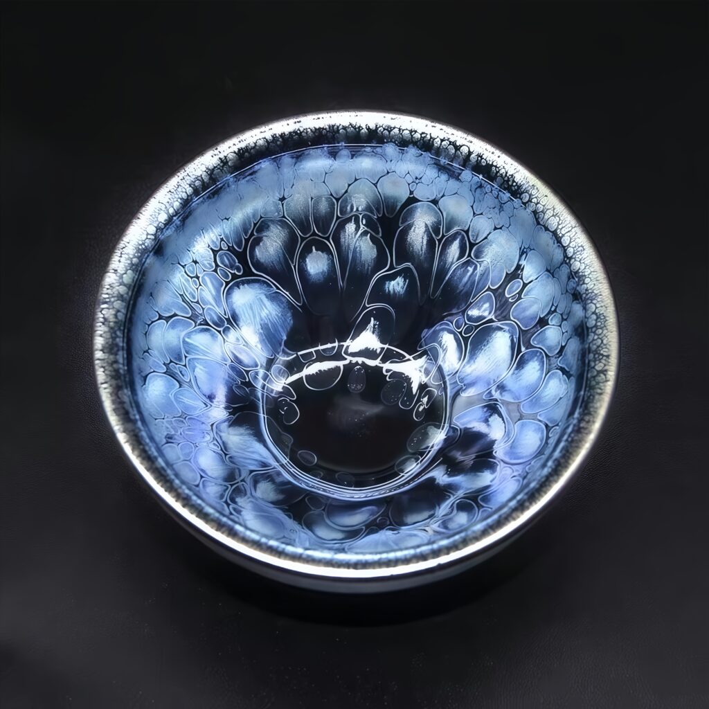 Blue Lotus Bundle Mouth Lamp 8.9 * 5 Capacity 150ml